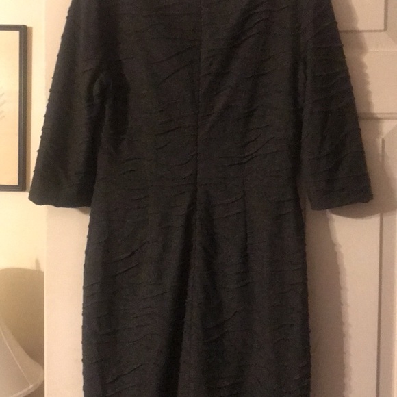 Gray V Neckline Dress - Picture 5 of 7